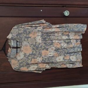 AndTheWhy Short Sleeve Flowy Babydoll Cottagecore Floral Blouse Size Large